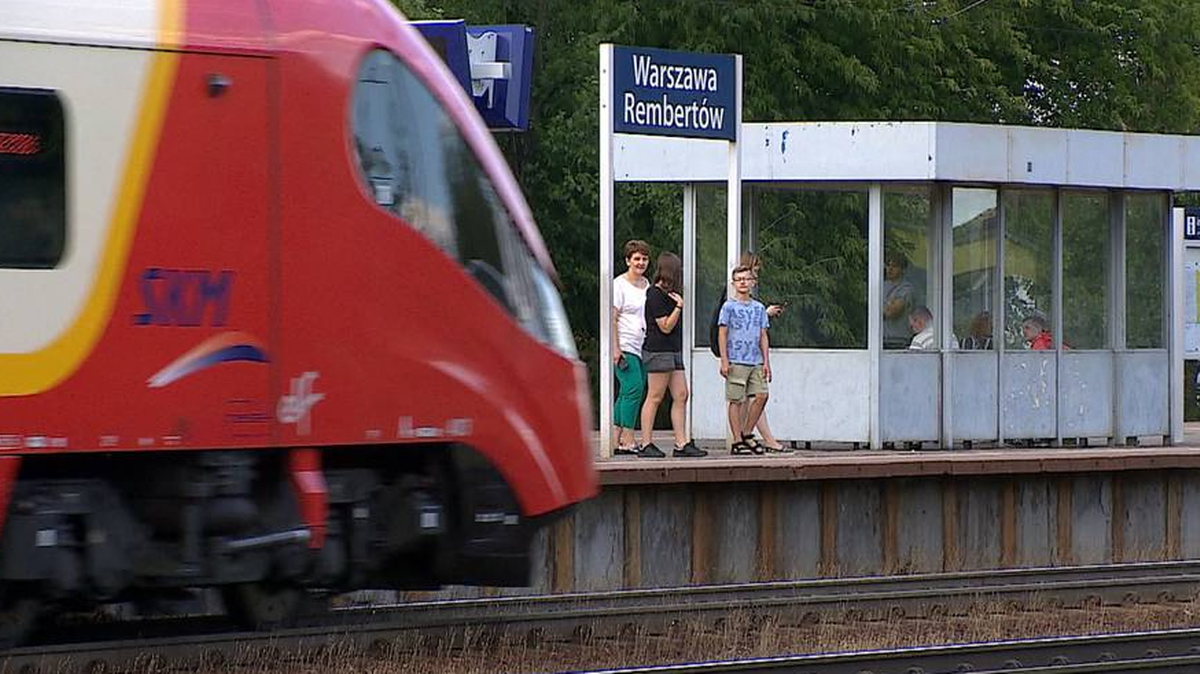 "Interwencja". Szokujące zachowanie konduktora. Obrażał i szarpał dziecko