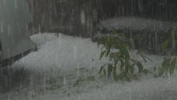 Nadciągają wichury, burze i grad. Zmian w pogodzie będzie więcej