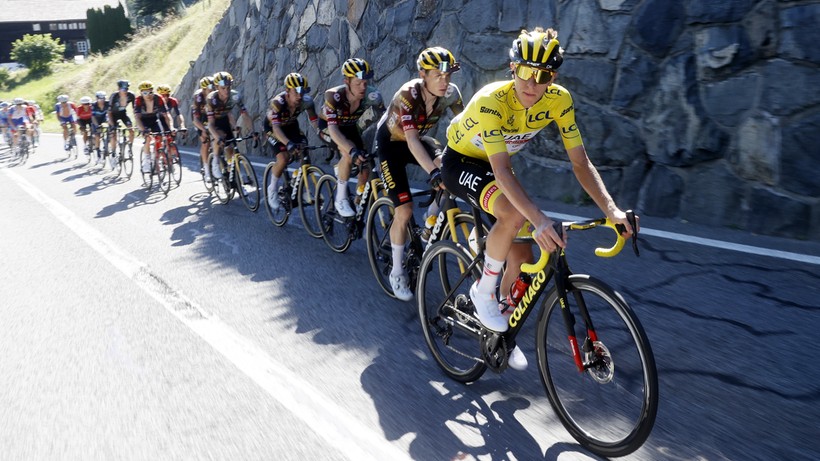 Tour de France: Peleton wjedzie w Alpy
