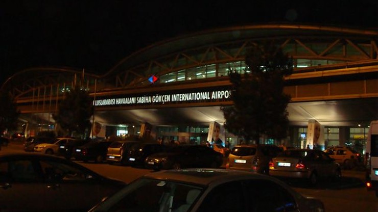 Wybuch na lotnisku w Stambule. Zginęła kobieta