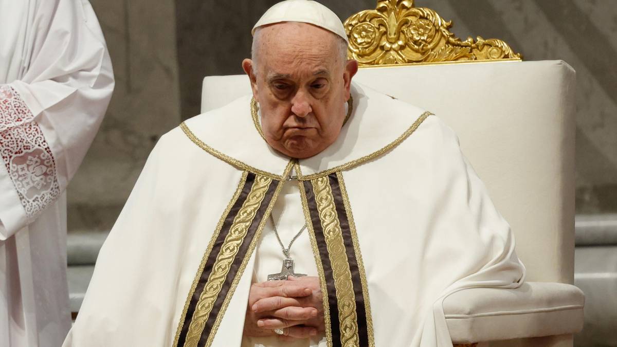 Wielki Piątek w Rzymie. Papież nie uczestniczył w Drodze Krzyżowej