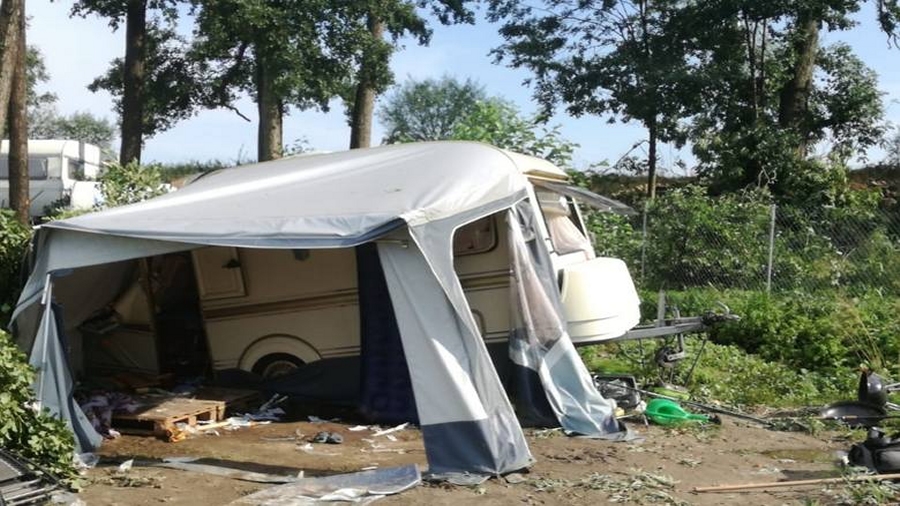 03.08.2018 07:00 Tragiczne skutki burz. 12-latek przygnieciony przez drzewo. Gdzie dziś będzie niebezpiecznie?