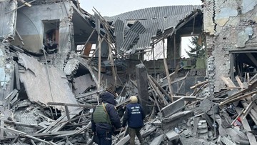 "Strategiczny" obiekt w gruzach. Rosjanie ostrzelali teatr lalek