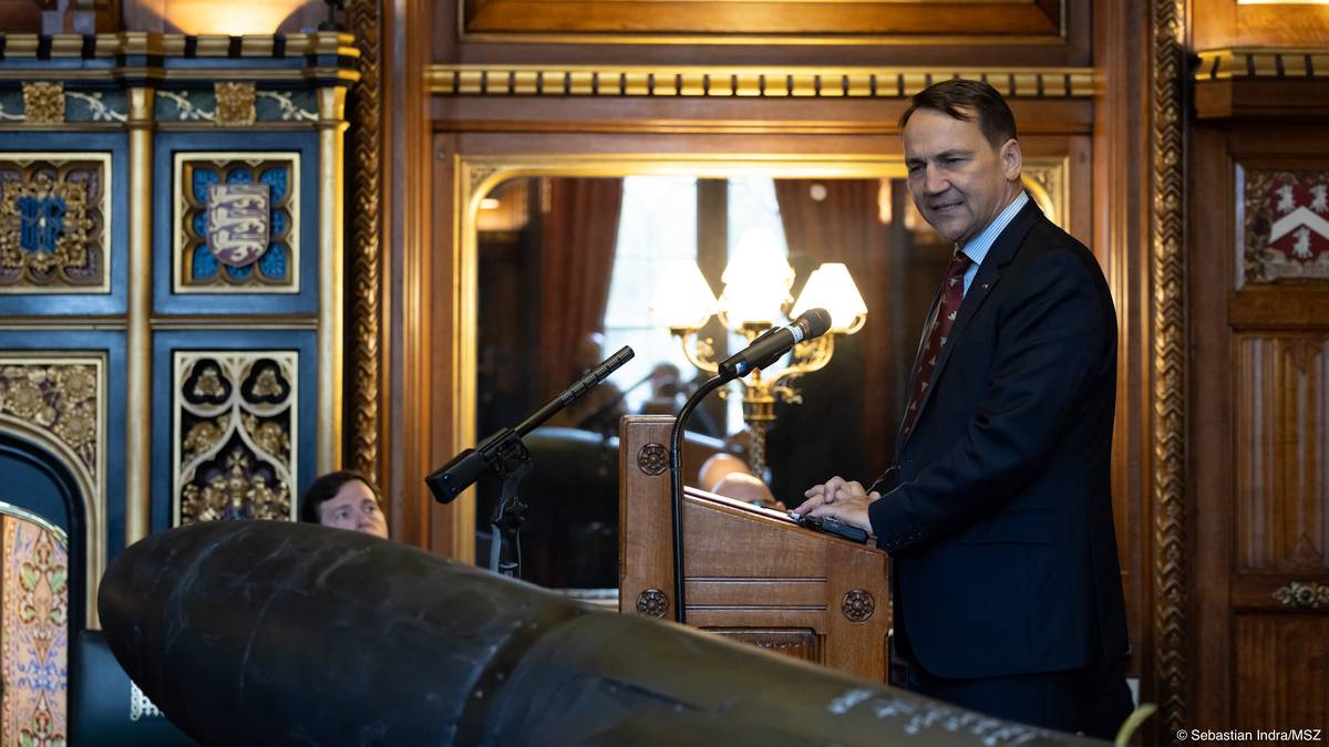 Teheran wściekły po wystąpieniu Sikorskiego. Polski dyplomata na dywaniku irańskiego MSZ