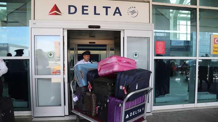 Odwołano 250 lotów Delta Air Lines. Drugi dzień utrudnień