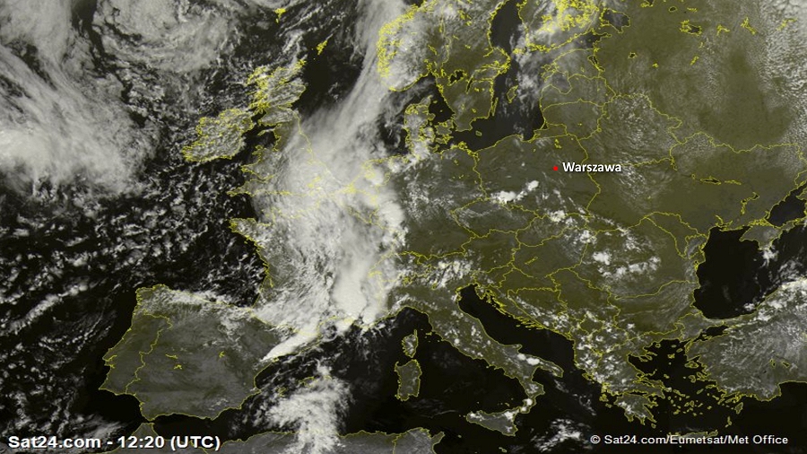 Zdjęcie satelitarne Polski w dniu 9 sierpnia 2018 o godzinie 14:20. Dane: Sat24.com / Eumetsat.