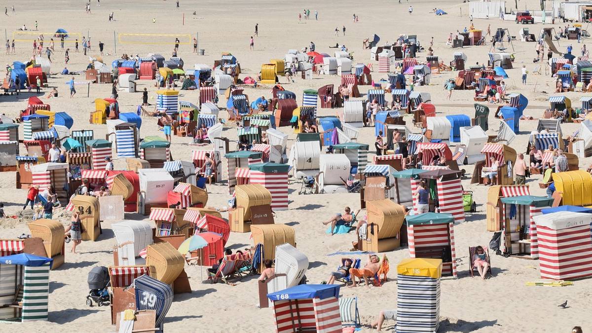 Masowe zatrucie w Portugalii. Weszli do wody przy popularnej plaży