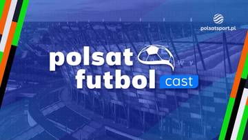 Logo programu Polsat Futbol Cast z hasłem "polsat futbol cast" na tle stadionu, z datą 25.02.