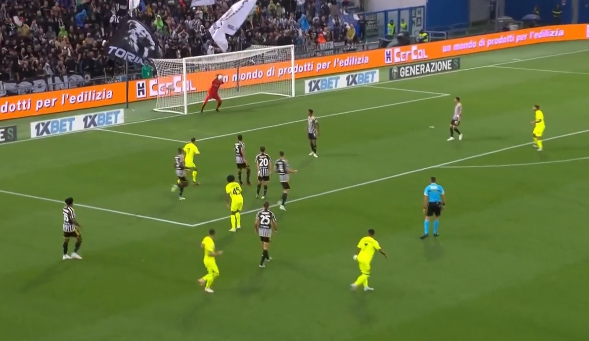 Fatalna wpadka Szczęsnego! Kuriozalny gol samobójczy Juventusu (WIDEO)