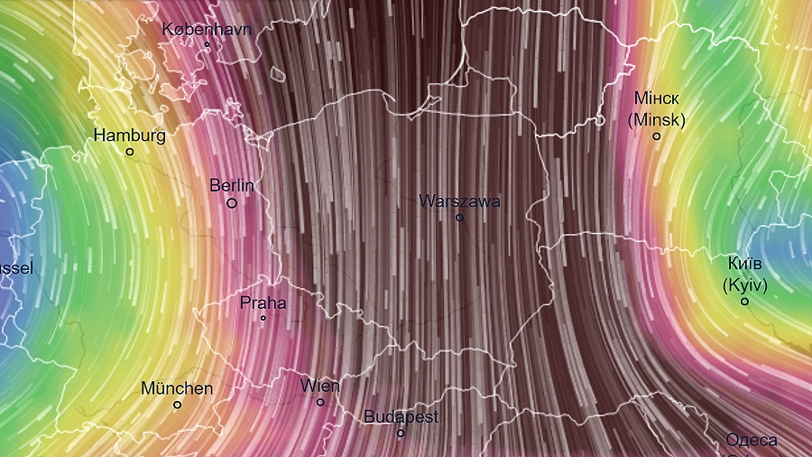 26.02.2019 11:00 Chmury pędzą nad Polską z prędkością niemal 300 km/h. Przepływa nad nami rwąca rzeka