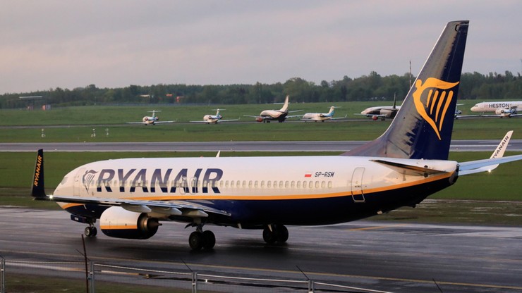 "Der Spiegel": Białoruś wezwała samolot Ryanaira do lądowania przed otrzymaniem maila