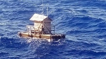 Nastolatek przez 49 dni dryfował po oceanie w chacie rybackiej