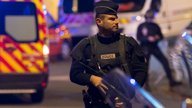 Strzelaniny i wybuchy w Paryżu. Liczba ofiar wzrasta