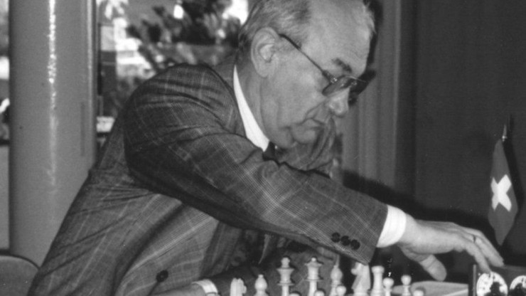 Zmarł legendarny arcymistrz szachowy Wiktor Korcznoj