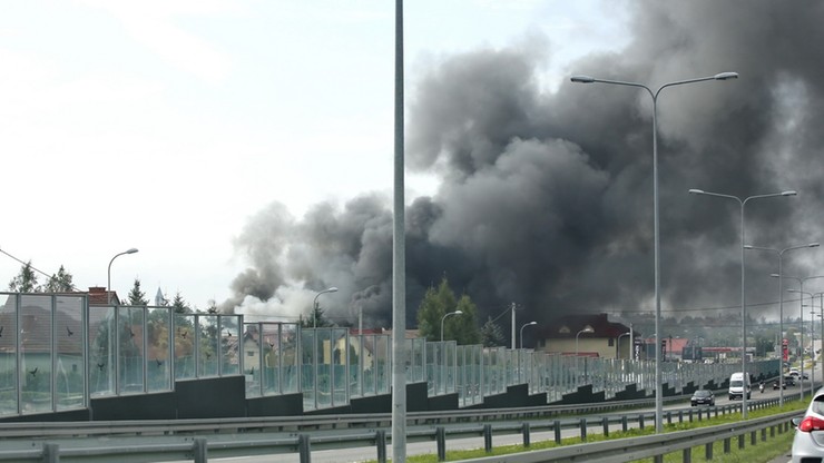 Pożar w fabryce zniczy w Kielcach. Strażacy znaleźli ciało kobiety