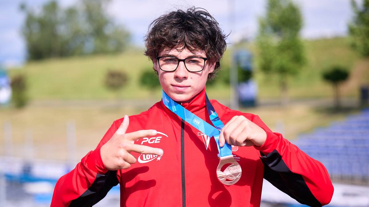 Marek Kulczycki wins bronze in kayak cross — three medals at Junior World Championships in Kraków