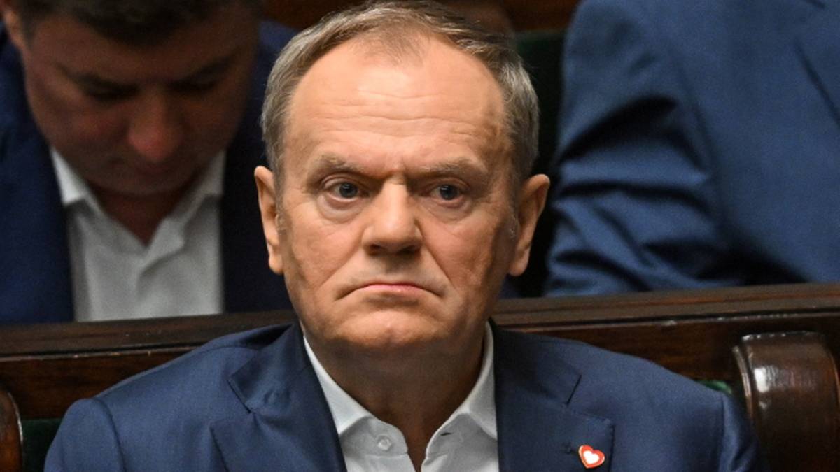 "Kłamią nawet, kiedy śpią". Donald Tusk uderza w PiS