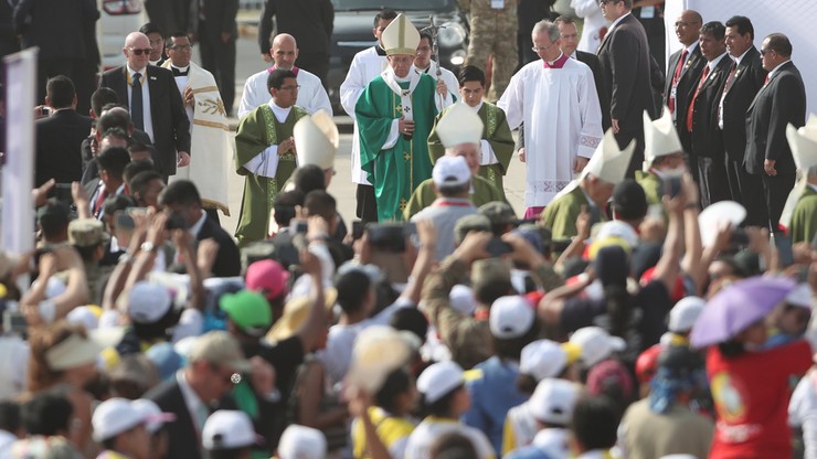 Ponad milion wiernych na papieskiej mszy w Limie. "Peru jest krajem nadziei"