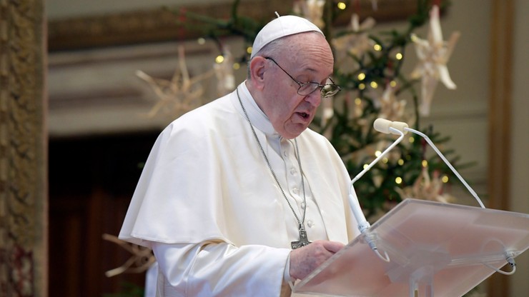 "Potrzebne jest braterstwo i solidarność". Papież w orędziu na Boże Narodzenie
