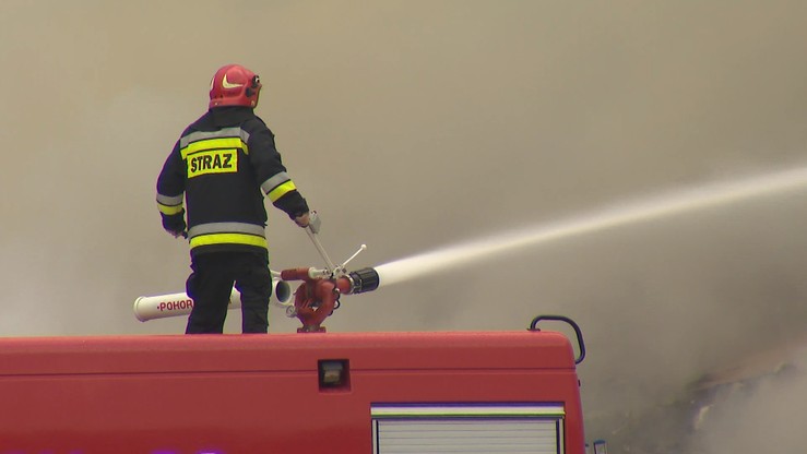 Znów płonie hałda śmieci w Studziankach. Na miejscu 20 zastępów strażaków