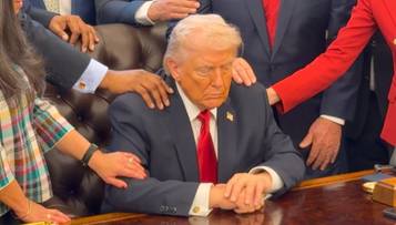 Modlitwa w Gabinecie Owalnym. Pastorzy pobłogosławili Donalda Trumpa