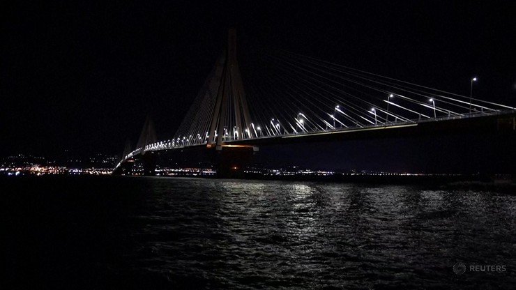 Most Rio-Andirio z wyłączoną iluminacją 