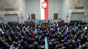 Sejm nie zgodził się na odrzucenie projektu wprowadzającego program 500+. Projekt trafi do komisji polityki społecznej i rodziny