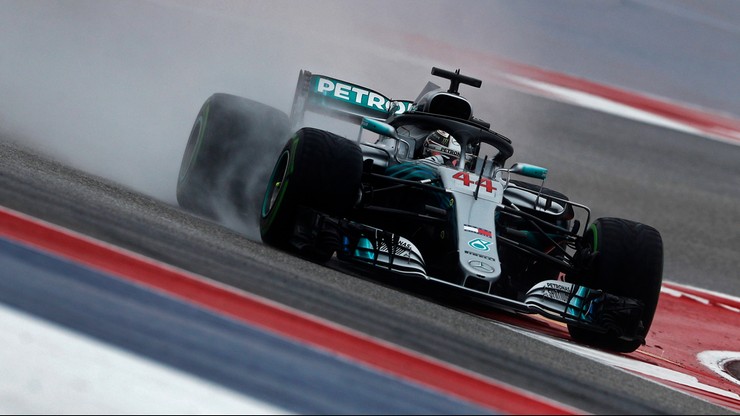 Formuła 1: Hamilton najszybszy na obu treningach, kara dla Vettela