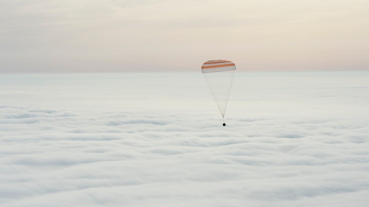 Scott Kelly i Michaił Kornijenko powrócili na Ziemię po rekordowych 340 dniach na Międzynarodowej Stacji Kosmicznej