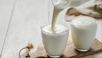 Kefir czy maślanka? Nareszcie wiadomo, co lepsze