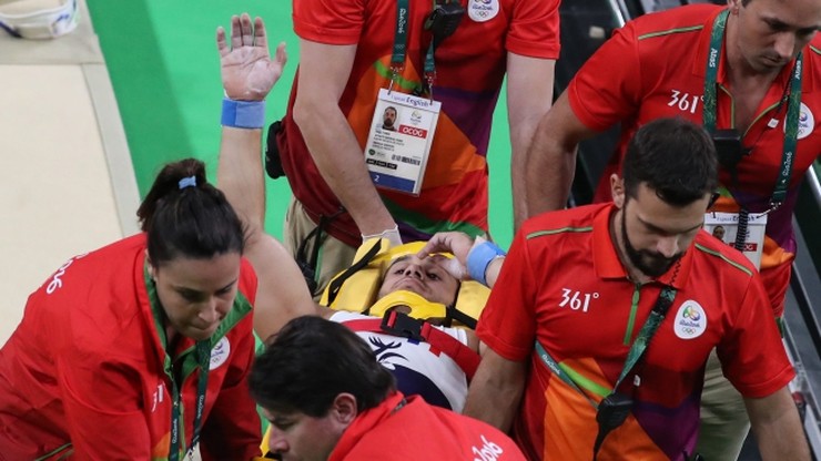 Rio 2016: Najpierw złamał nogę, później został upuszczony przez noszowych!