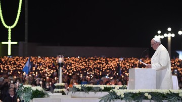 Papież w Fatimie: Maryja nie jest świętą z obrazka