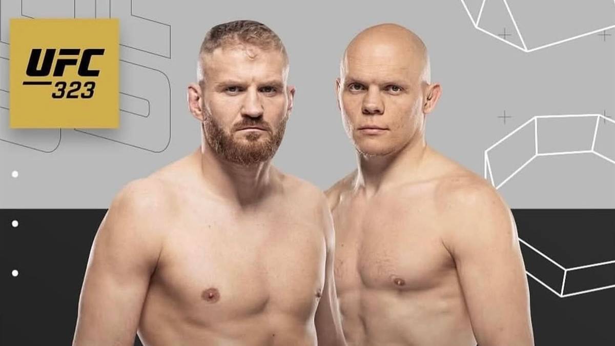 Plakat promocyjny gali UFC 323 z wizerunkami zawodników Jana Błachowicza i Bogdana Guskovva oraz informacją o walce.