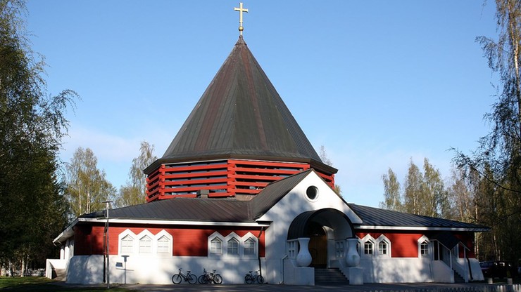 Coraz więcej katolików w Finlandii, ale wpływy z datków tam nie rosną. Kościół podjął działania