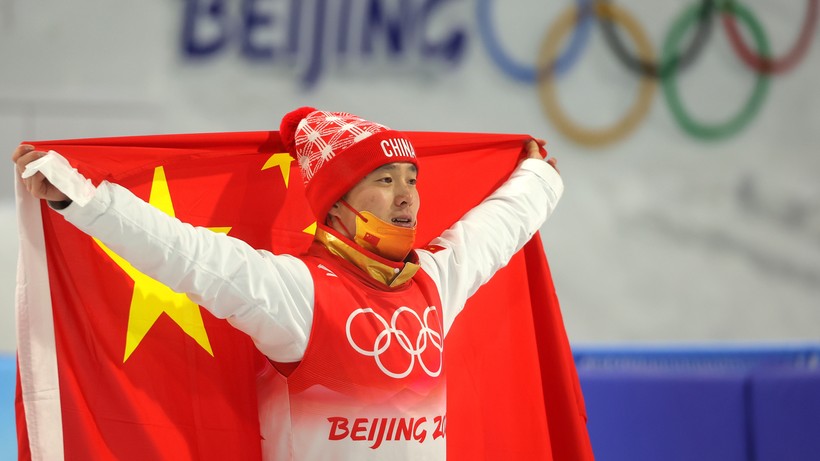 Pekin 2022: Zwycięstwo Chińczyka Qi Guangpu w skokach akrobatycznych