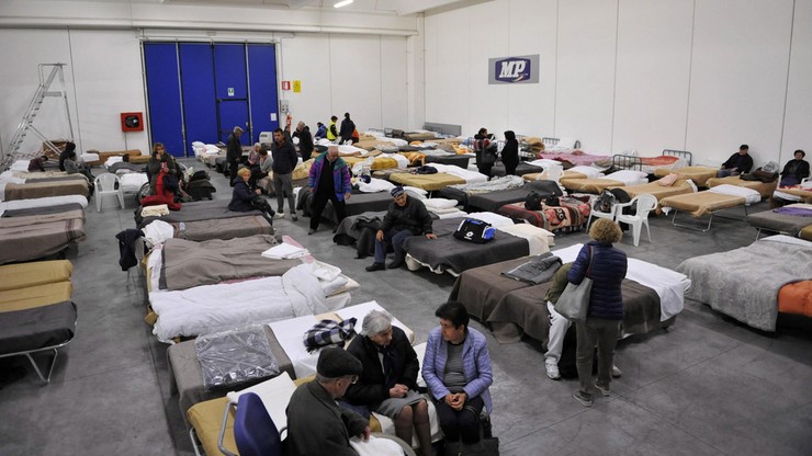 Tysiące ludzi bez dachu nad głową. Bilans po trzęsieniu ziemi we Włoszech