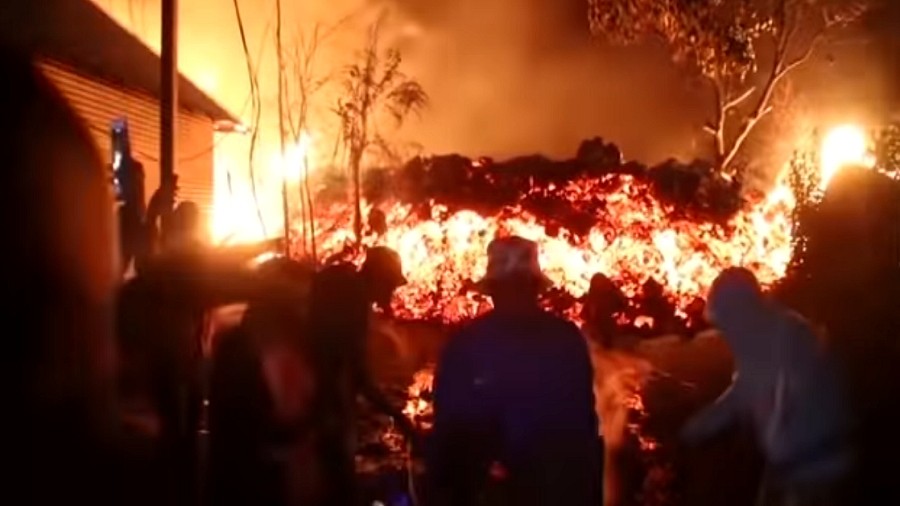 Lawa dotarła do Gomy. Fot. YouTube / africanews.