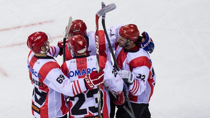 Hokejowa LM: Wysoka porażka Comarch Cracovii