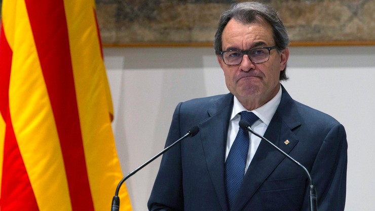 Premier Katalonii rezygnuje. Nie chce nowych wyborów