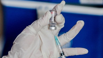Trzecia dawka szczepionki. Zalecenia WHO