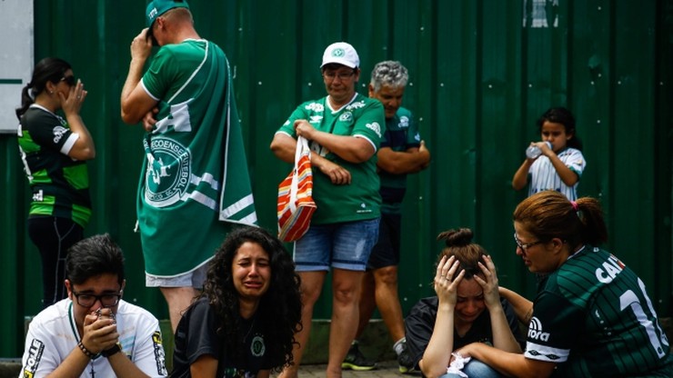 Piłkarze Brazylii i Kolumbii zagrają na rzecz rodzin ofiar katastrofy lotniczej