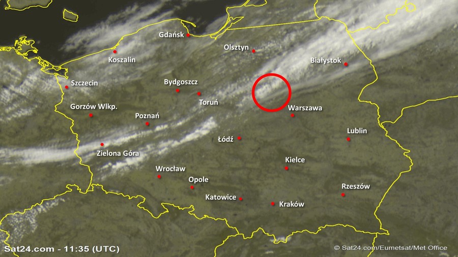 Zdjęcie satelitarne Polski w dniu 9 kwietnia 2020 o godzinie 13:35. Dane: Sat24.com / Eumetsat.