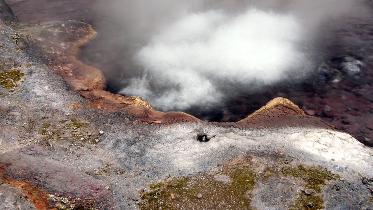 Budzi się wulkan na Azorach. Drzemie od 388 lat. Potężne tsunami może uderzyć w Europę