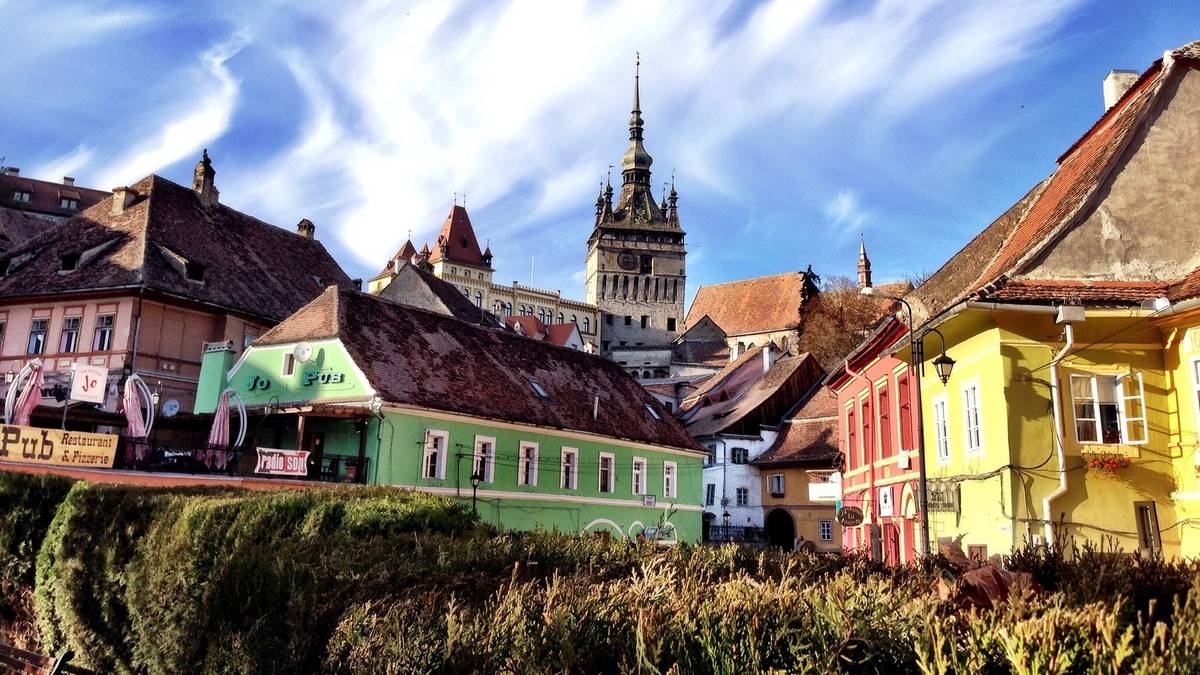 Wakacje bez tłumów i tanio? To miejsce to turystyczna perełka Europy, idealna na wakacje
