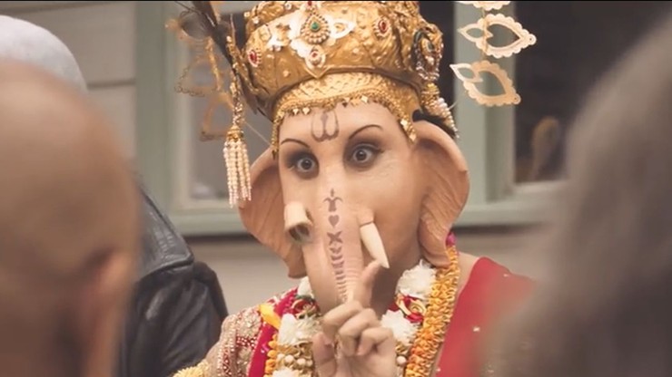 Bóg i hinduski Ganeśa wspólnie jedzą jagnięcinę. Reklama mięsa powodem spięcia na linii Indie-Australia
