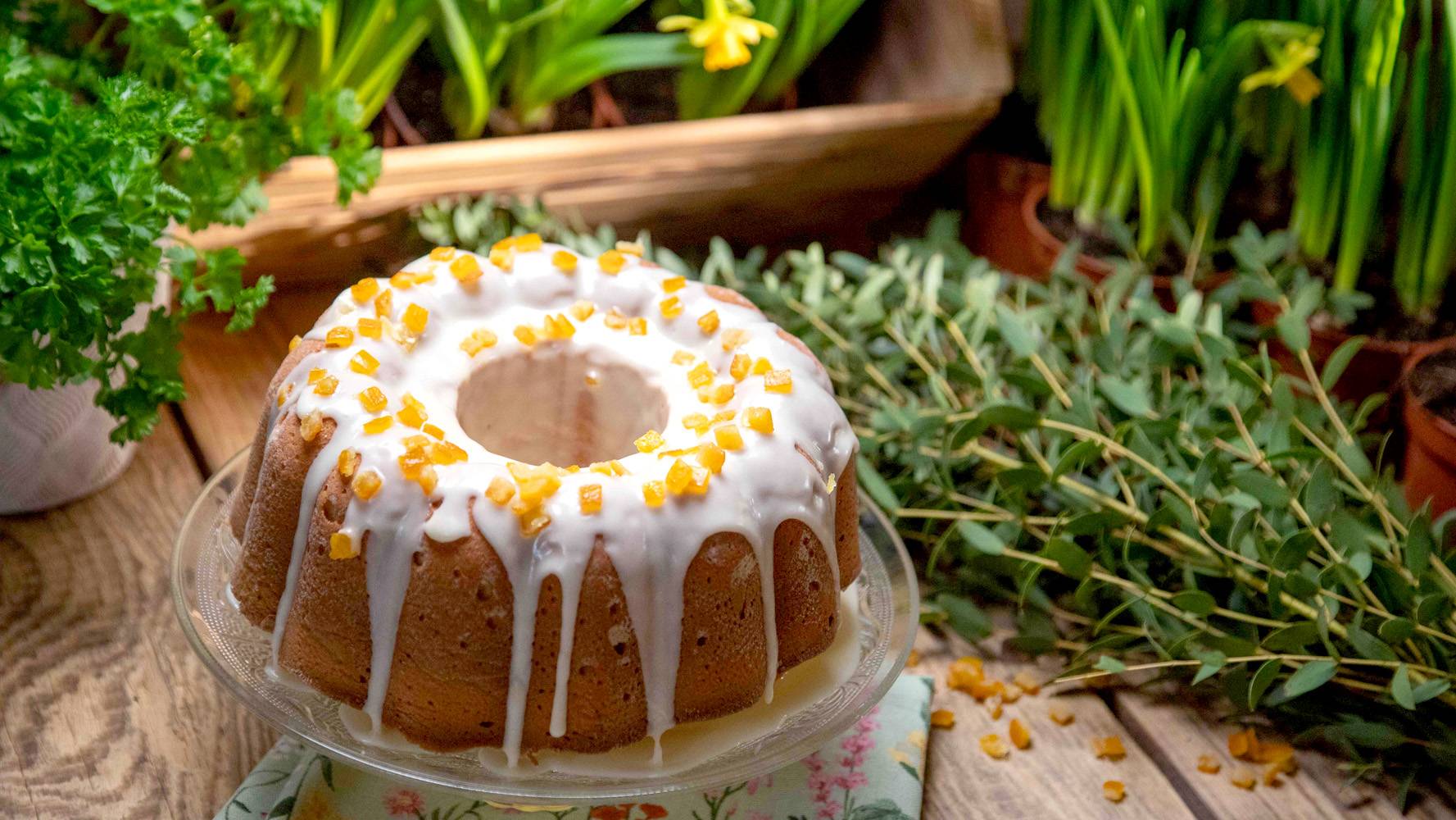 Babka z białek z „Ewa gotuje”. Ozdoba wielkanocnego stołu