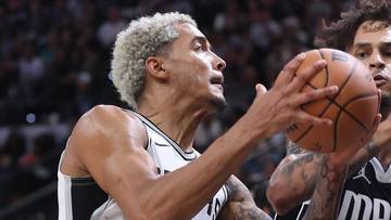 Słaby mecz Sochana. Porażka San Antonio Spurs