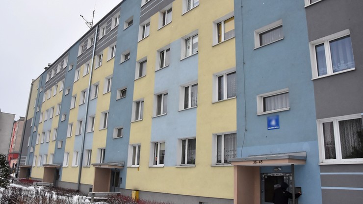 Ciała noworodków na balkonie. Umorzono śledztwo w sprawie dzieciobójstwa w Iławie