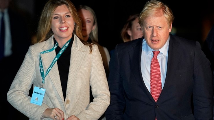 Boris Johnson zaręczył się z młodszą o ćwierć wieku partnerką. "Spodziewamy się dziecka"