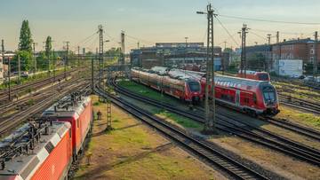 Korupcja przy naprawach pociągów. Akcja CBA w zakładach PESA